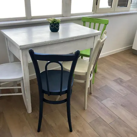 Vista Apartment *